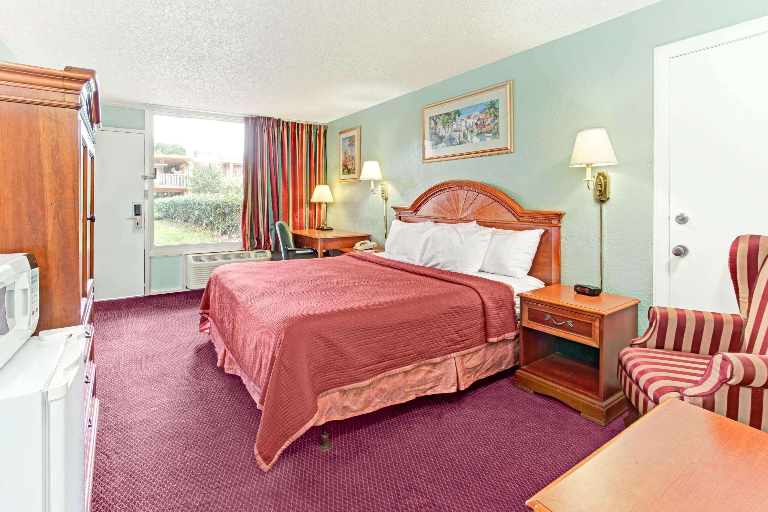 Howard Johnson By Wyndham Tropical Palms Kissimmee Eksteriør bilde