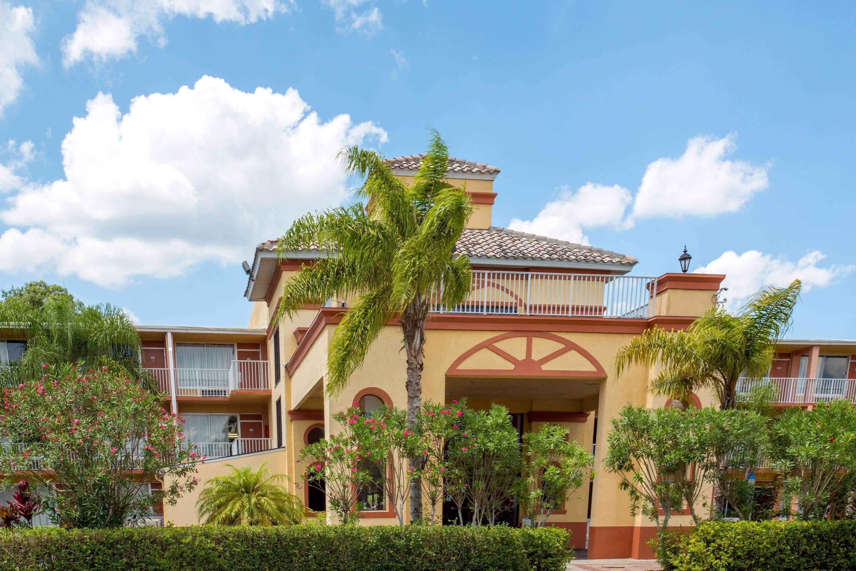 Howard Johnson By Wyndham Tropical Palms Kissimmee Eksteriør bilde