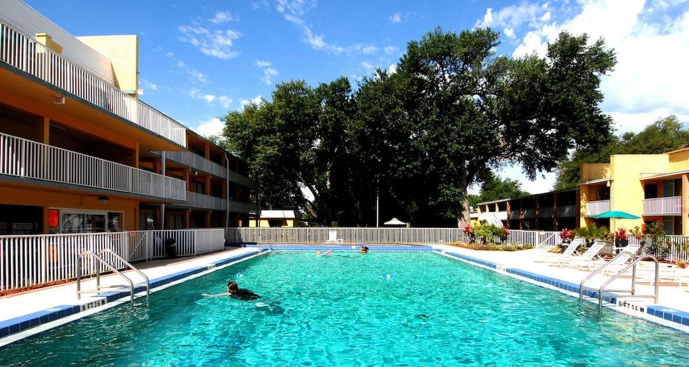 Howard Johnson By Wyndham Tropical Palms Kissimmee Eksteriør bilde