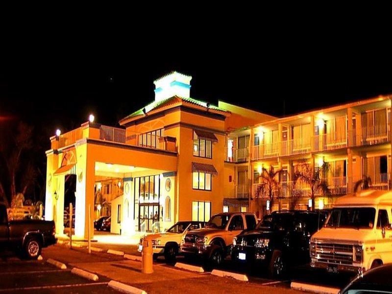 Howard Johnson By Wyndham Tropical Palms Kissimmee Eksteriør bilde