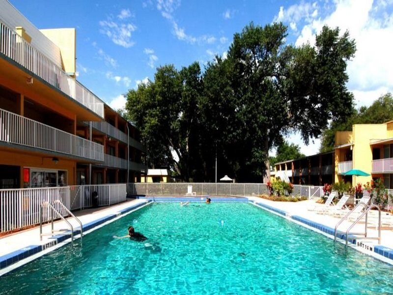 Howard Johnson By Wyndham Tropical Palms Kissimmee Eksteriør bilde